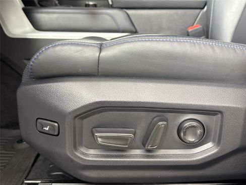 Certified 2025 Toyota Tundra Platinum AWD/4WD image 30