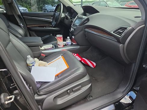 Used 2018 Acura MDX FWD image 12