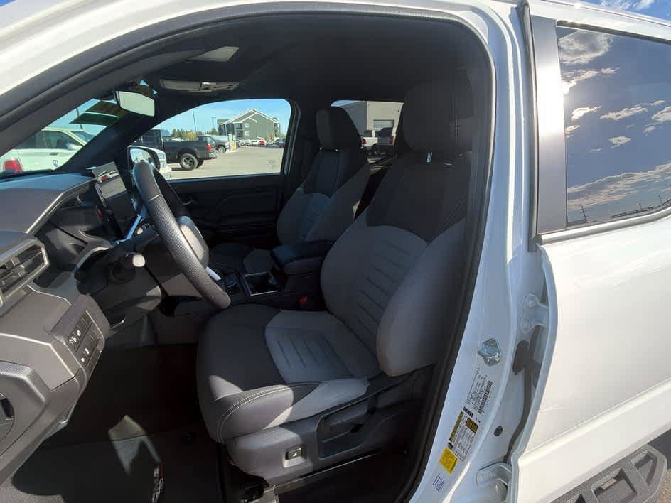 Used 2024 Toyota Tacoma TRD Sport AWD/4WD image 12