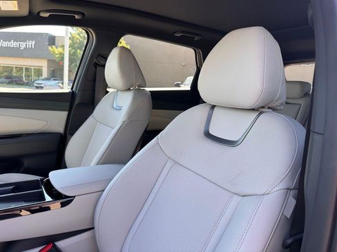 New 2026 Hyundai Tucson Limited image 21