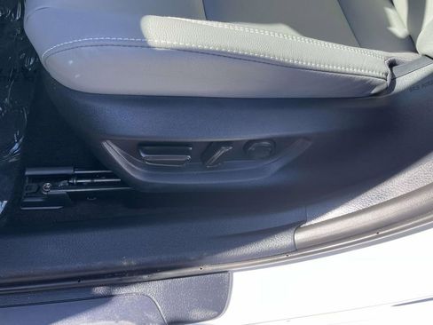 Used 2025 Toyota Camry SE w/ Multimedia Upgrade Package image 30