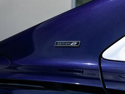 Certified 2024 Bentley Flying Spur V8 image 17