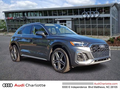 Used 2024 Audi Q5 e Premium Plus w/ Premium Plus Package AWD/4WD image 1