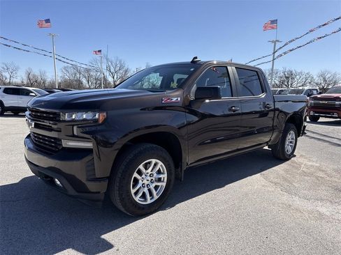 Used 2020 Chevrolet Silverado 1500 RST image 2