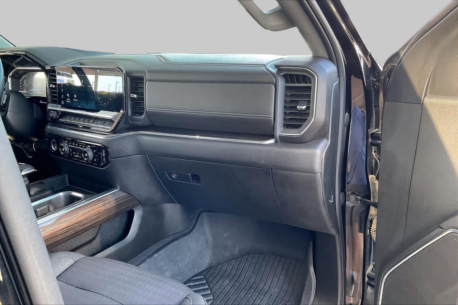 Certified 2023 Chevrolet Silverado 1500 LT AWD/4WD image 18