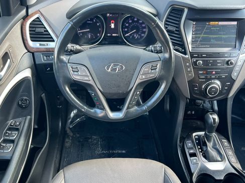 Used 2019 Hyundai Santa Fe XL image 14