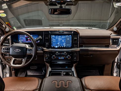 Used 2025 Ford F450 King Ranch image 16