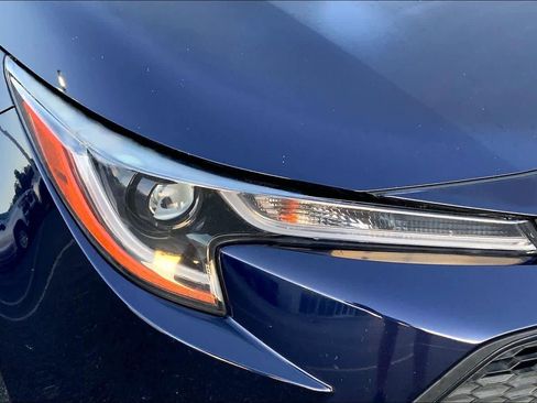 Used 2020 Toyota Corolla LE FWD image 26