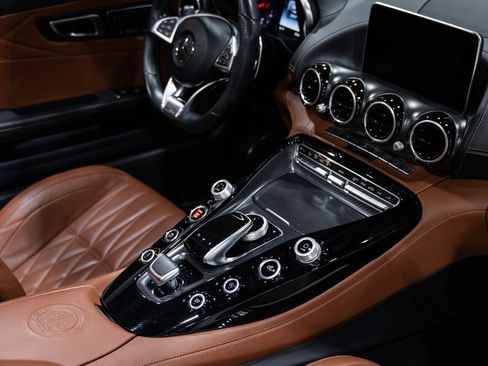 Used 2018 Mercedes-Benz AMG GT C image 57