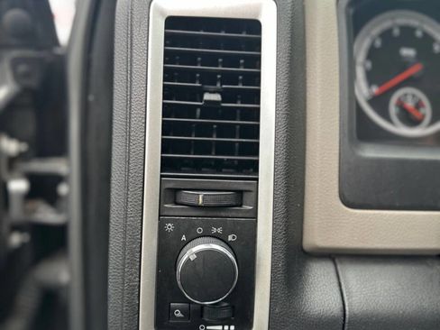 Used 2010 Dodge Ram 1500 Truck SLT image 12