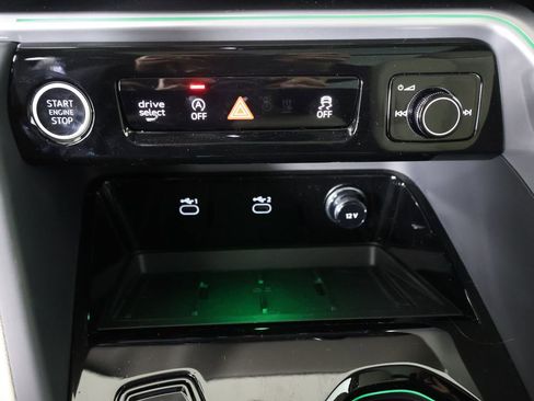 New 2025 Audi Q5 Premium Plus image 5