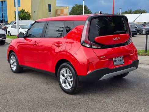New 2025 Kia Soul LX w/ LX Technology Package image 3