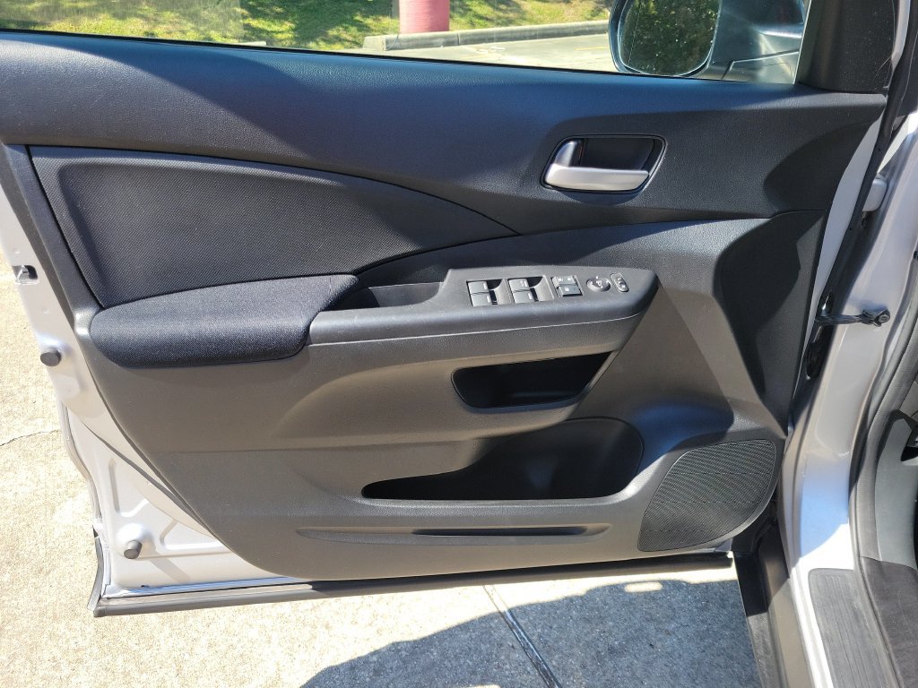 Used 2015 Honda CR-V LX image 13