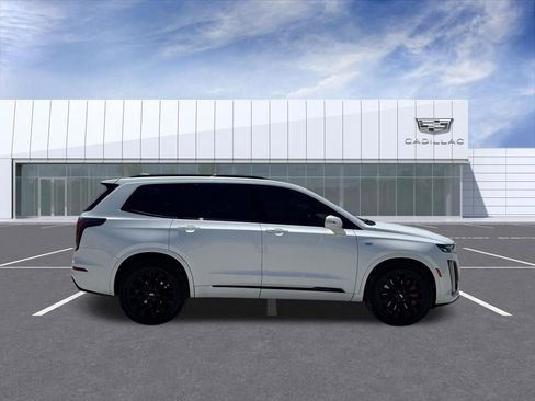Certified 2023 Cadillac XT6 Sport w/ LPO, Onyx Lite Package AWD/4WD image 2