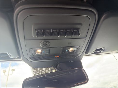 Used 2022 Ford Bronco Wildtrak AWD/4WD image 30