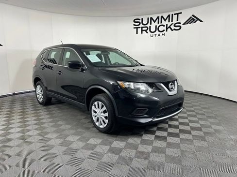 Used 2016 Nissan Rogue S AWD/4WD image 2