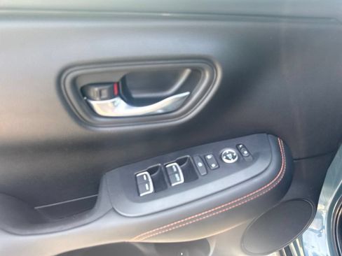Used 2023 Honda HR-V Sport image 16