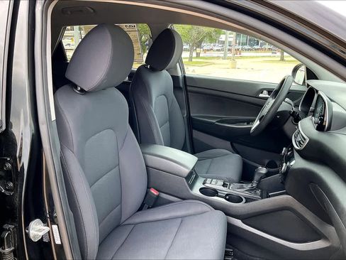 Used 2021 Hyundai Tucson Value FWD image 11