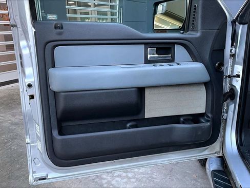 Used 2014 Ford F150 XLT w/ Equipment Group 302A Luxury image 21