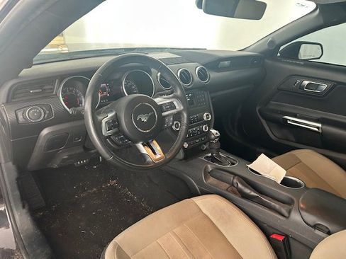 Used 2023 Ford Mustang Coupe RWD image 14