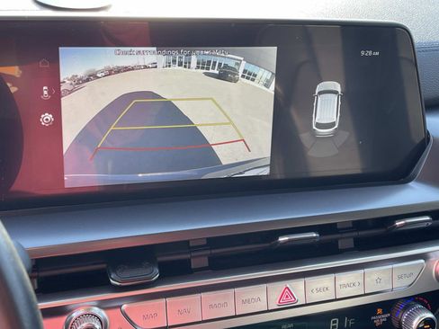 Certified 2025 Kia Telluride LX image 23