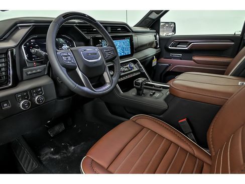 New 2026 GMC Sierra 1500 Denali Ultimate w/ LPO, Black Badging Package AWD/4WD image 9