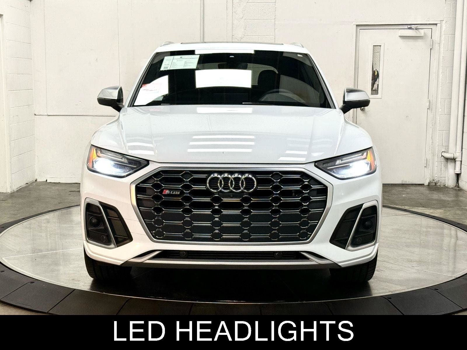 Used 2023 Audi SQ5 Premium Plus w/ Premium Plus Package AWD/4WD image 3