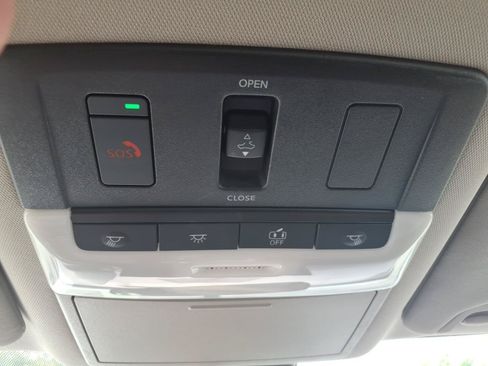 Used 2023 Nissan Altima 2.5 SL FWD image 22