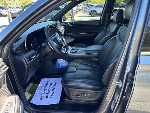 Certified 2024 Hyundai Palisade Calligraphy AWD/4WD image 9