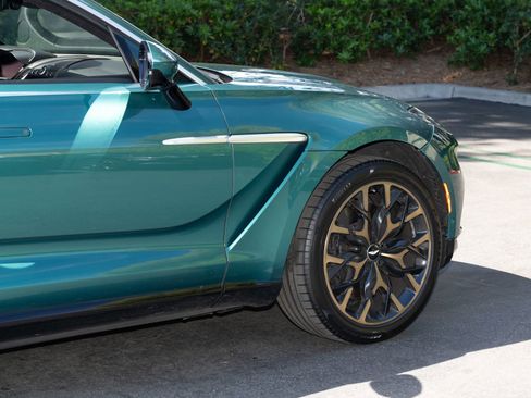 Used 2021 Aston Martin DBX AWD/4WD image 8