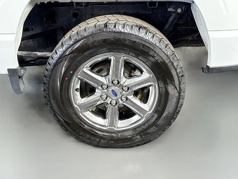 Used 2024 Ford F150 XLT w/ Tow/Haul Package image 35