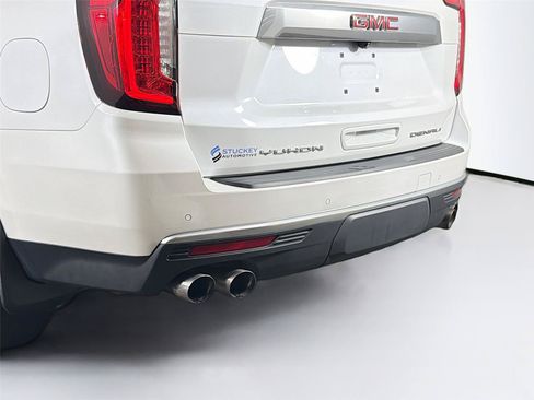 Used 2024 GMC Yukon Denali AWD/4WD image 39