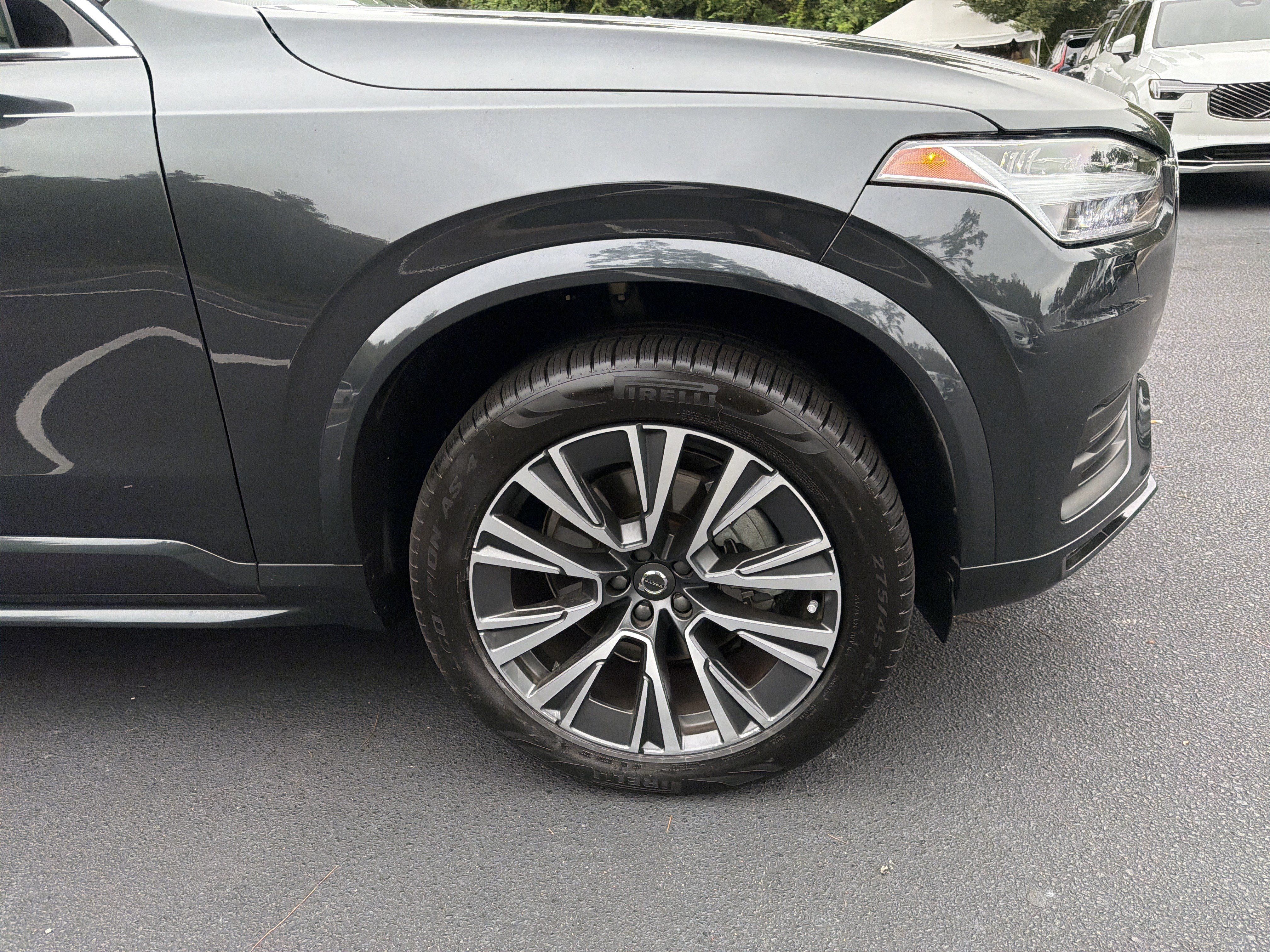 Used 2022 Volvo XC90 T5 Momentum w/ Advanced Package FWD image 13