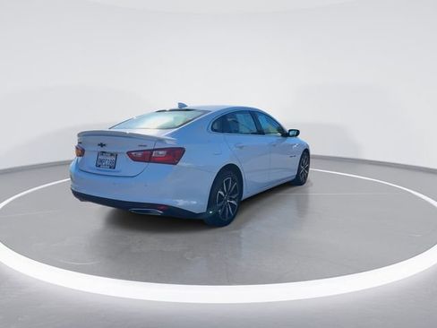 Used 2025 Chevrolet Malibu RS image 8