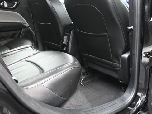 Used 2022 Jeep Compass Limited image 26