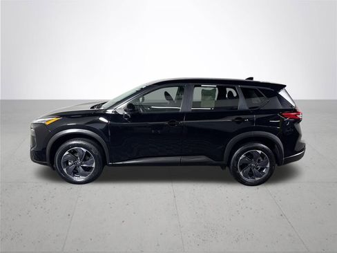 Used 2024 Nissan Rogue SV FWD image 9