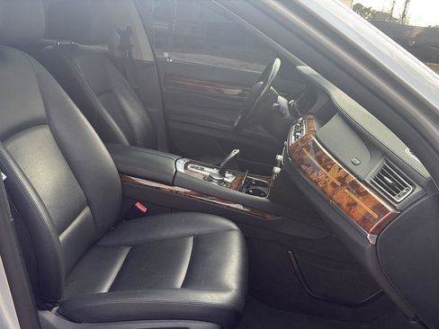 Used 2015 BMW 740i image 17