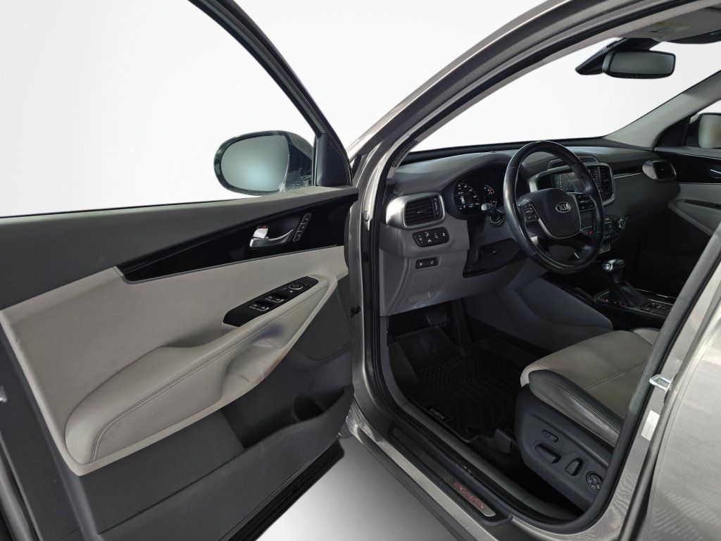 Used 2019 Kia Sorento SX FWD image 18