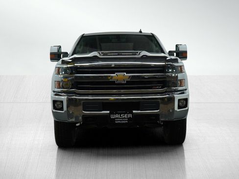 Used 2019 Chevrolet Silverado 2500 LTZ image 8