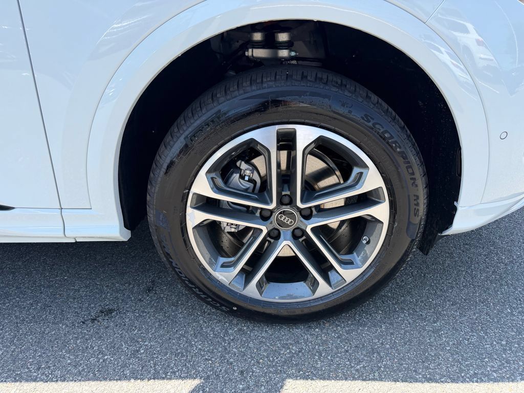 New 2026 Audi Q5 Premium AWD/4WD image 12