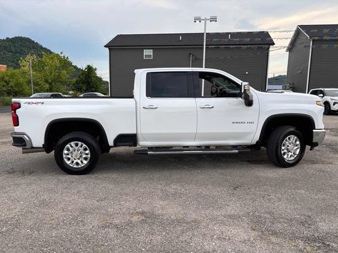 Used 2026 Chevrolet Silverado 2500 LTZ AWD/4WD image 4