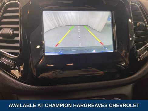 Used 2018 Jeep Compass Altitude w/ Popular Equipment Group image 19