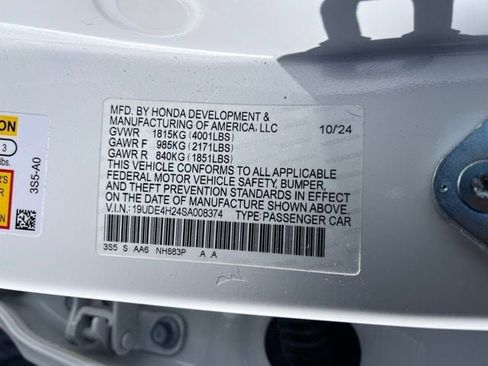 Used 2025 Acura Integra FWD image 14
