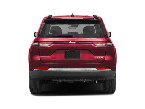 Used 2024 Jeep Grand Cherokee Limited AWD/4WD image 8