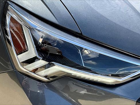 New 2025 Audi Q3 2.0T Premium Plus image 13