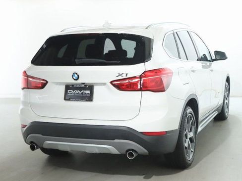 Used 2018 BMW X1 xDrive28i w/ Convenience Package AWD/4WD image 9