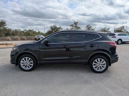 Used 2021 Nissan Rogue Sport SV image 8