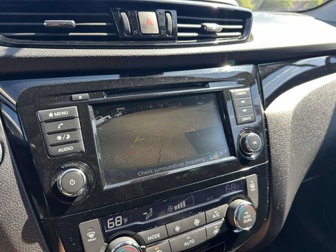 Certified 2022 Nissan Rogue Sport SV AWD/4WD image 22