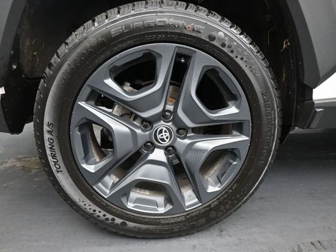 Used 2024 Toyota RAV4 Adventure AWD/4WD image 10