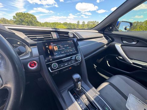 Used 2018 Honda Civic EX-T image 21